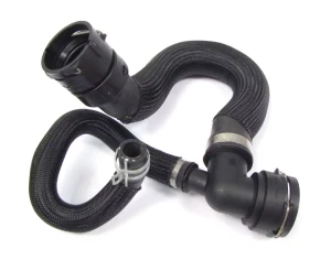 Genuine Lower Radiator Coolant Hose LR007413 For Land Rover LR2, V6 Engine Models