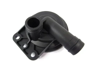 Right Valve Cover For PCV Valve LR003380 For Land Rover LR3, Range Rover Sport, And Range Rover Full Size L322, 2005 - 2009