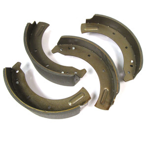 Brake Shoe Axle Kit 109" 2.6 Front