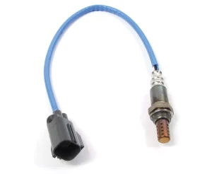 Rear Left Oxygen Sensor LR013661, Plug And Play By Walker, For Land Rover LR4, Range Rover Sport And Range Rover Full Size (See Fitment Years)