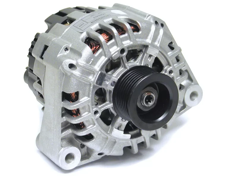 Alternator YLE500090 For Land Rover Discovery Series II, 2003 - 2004