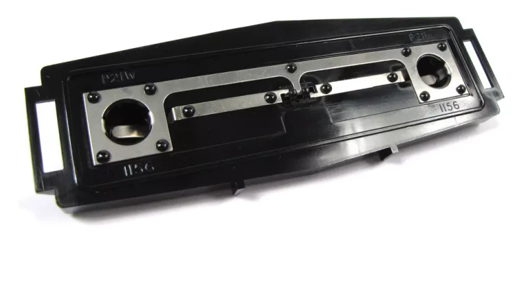 Genuine Bulb Holder For Rear Bumper Lights XFM100310 On Land Rover Discovery Series II