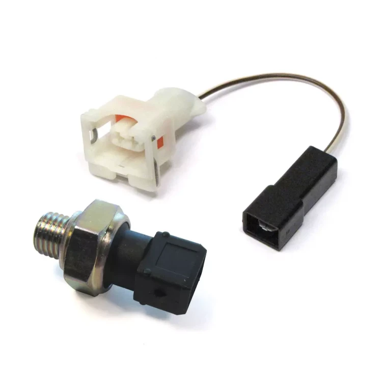 Oil Pressure Switch NUC100280L With Adapter Harness STC4603 For Land Rover Discovery Series II with BOSCH Engine, 1999 - 2004 (See Fitment Notes)