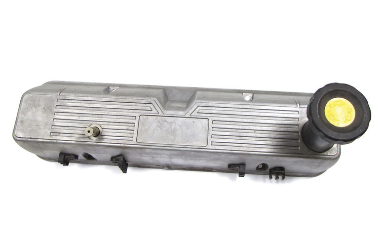 Right Hand Rocker Cover With Filler Cap For Land Rover Discovery Series II (See Fitment Years)