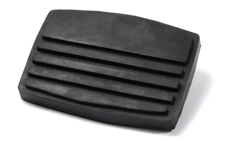 Rubber Brake Pedal Cover ANR2941, Automatic Transmission Vehicles, For Land Rover Discovery I, Discovery Series II And Range Rover Classic