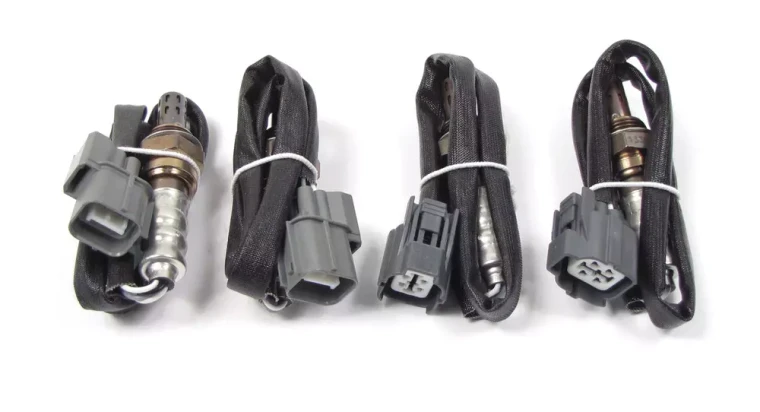 Front And Rear Oxygen Sensor Kit, Plug And Play Set Of 4, 2 Each MHK100930 And MHK100940, For Range Rover P38, 1999 - 2002 With BOSCH Engine
