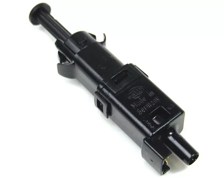 Genuine Switch And Cruise Control Pedal Vent ERR2622 For Land Rover Discovery I, Range Rover P38, And Range Rover Classic (See Fitment Years)