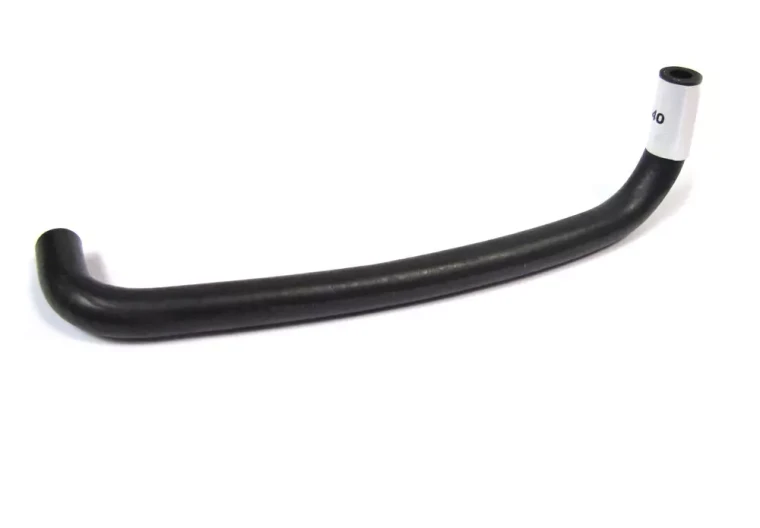 Coolant Hose PEH101540, Intake To Throttle Body, For Land Rover Discovery Series II And Range Rover P38 (See Fitment Years)