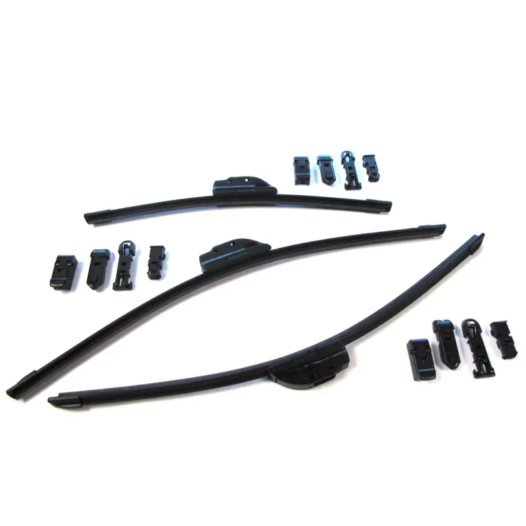 Winter Flexblade Wiper Blade Kit, Front And Rear 3-Piece Set, Snow Driver By BOSCH For Land Rover LR3, LR4 And Range Rover Sport (See Fitment Years)