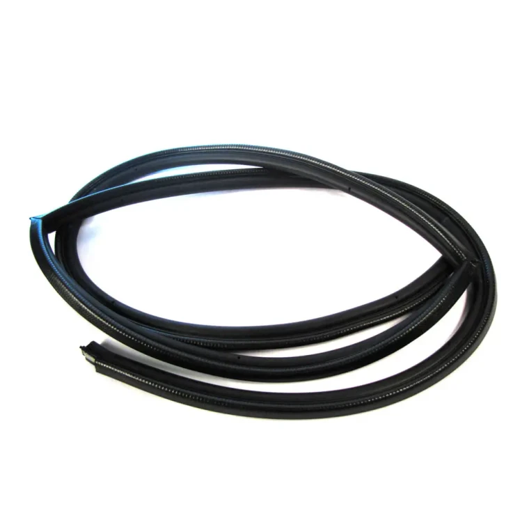 Front Right Hand Door Seal LR077687 For Land Rover Defender 90 And 110 (See Fitment Years)