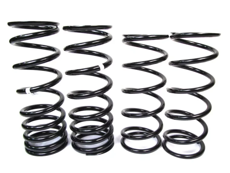 Front And Rear Coil Spring Kit By Old Man Emu / ARB, Heavy Duty, For Land Rover Discovery I, Defender 90 And Range Rover Classic