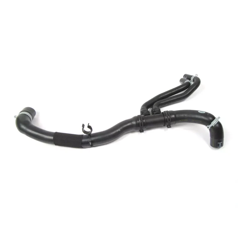 Genuine Radiator Lower Heater Hose PCH500962 For Land Rover LR3 And Range Rover Sport Non-Supercharged (See Fitment Years)