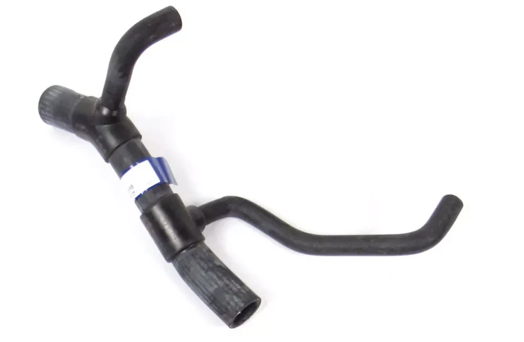 Bottom Radiator Hose ESR1818 For Range Rover Classic, 1995-Only