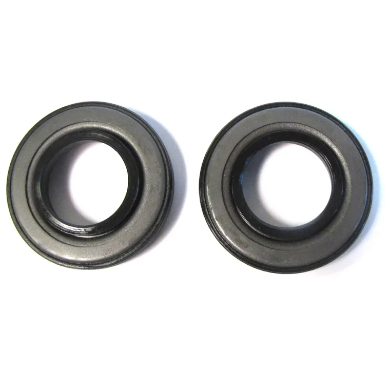 Front Axle Seals FTC4822, Pair Set Of 2, For Land Rover Discovery Series II And Range Rover P38 (See Fitment Years)