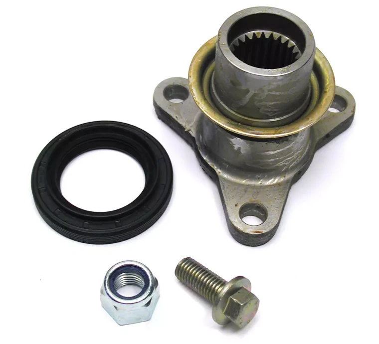 Differential Flange STC3723, 3-Bolt Style, For Land Rover Discovery I, Discovery Series II, And Range Rover Classic (See Fitment Years)