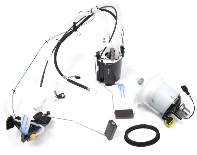 Fuel Pump And Sender LR015178 Kit With Seal WGQ500020 And Fuel Filter And Tank Cover WGC500150, For Range Rover Full Size L322, 2006 - 2009
