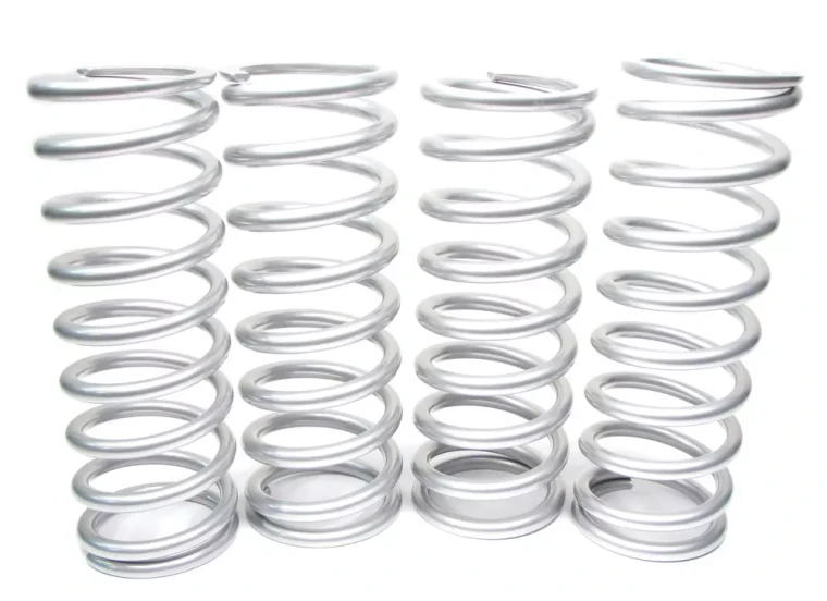 Heavy Load Coil Spring Suspension Kit By Terrafirma For Land Rover Discovery I, Defender 90 And Range Rover Classic