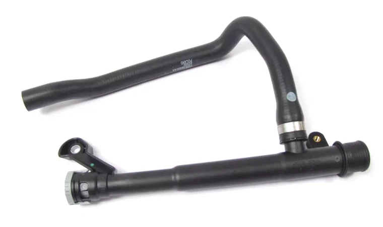 Genuine Oil Cooler Outlet Hose LR005563 For Land Rover LR2, 3.2-Liter Engine Vehicles