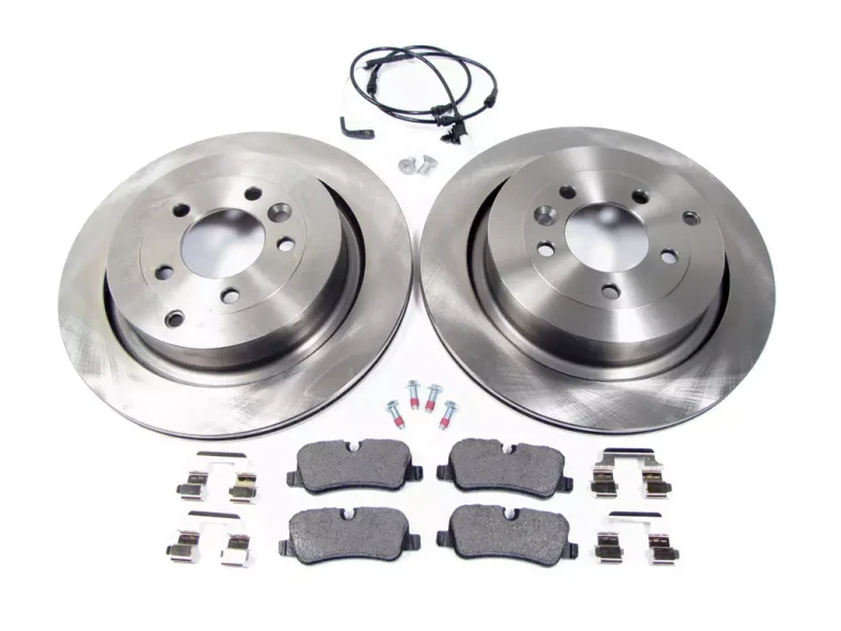 Standard Rear Brake Rebuilding Kit, Includes Textar Pads And Standard Rotors, For Land Rover LR3 V8, 2005 - 2009