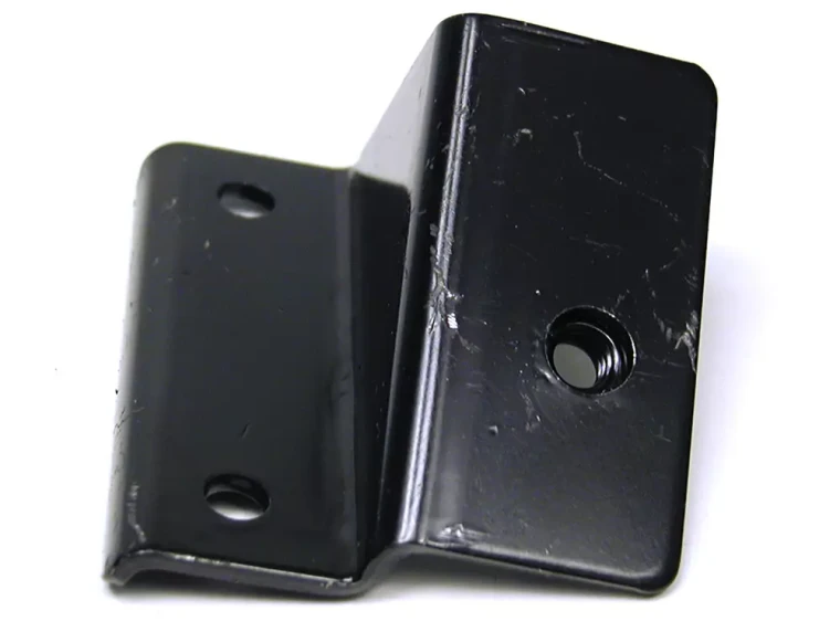 Left Rear End Cap Bumper Bracket NTC1949 For Range Rover Classic, 1987 - 1995