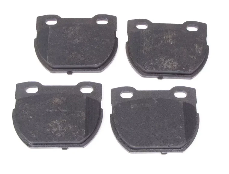 Rear Brake Pads SFP000280 for 1993 Defender 110