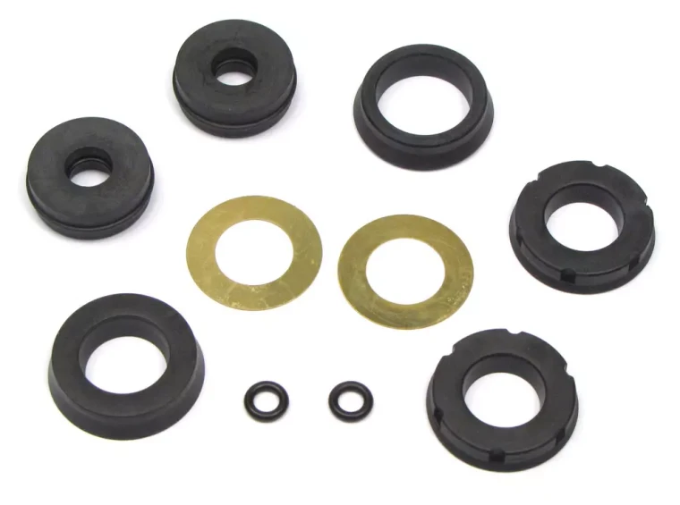 Brake Master Cylinder Overhaul Kit - Lockheed