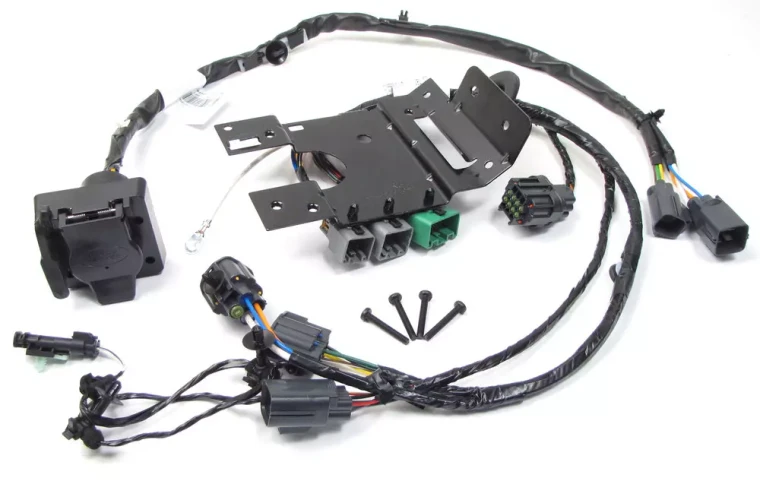 Genuine Trailer Wiring Kit For Range Rover Sport, 2010 - 2011, VPLST0016, Includes Flat-4 And 7-Way Connectors