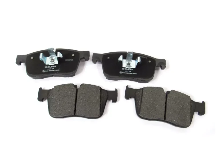 Front Brake Pads LR064687 By Delphi For Range Rover Velar Supercharged With Factory 18-Inch Wheels