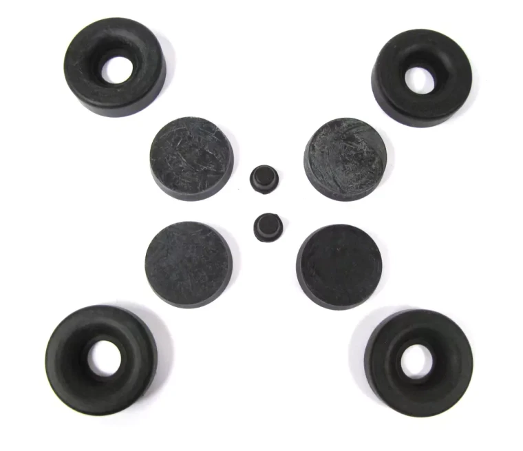 Seal Kit 275744 For Land Rover Series 2, 2A, 3, Front For 88-Inch Vehicles, Rear For 109-Inch Vehicles