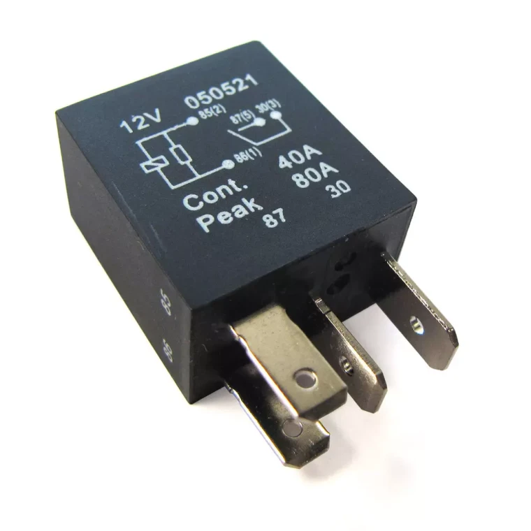Relay LR138845 Or YWB500020, Black, 12V, 40 Amp, 4-Pin, For Land Rover LR3, LR4, Range Rover Sport, And Range Rover Full Size L322 (See Fitment Years)