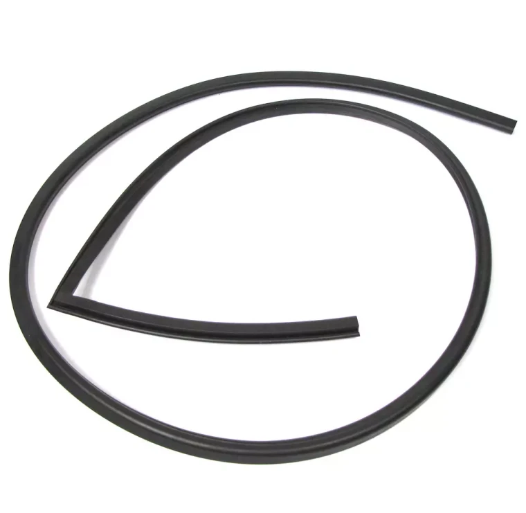 Rear Right Hand Roof Seal 334610 For Land Rover Series 2, 2A, And 3, 88 And 109-Inch Models