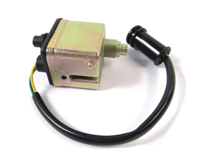 Speed And Cruise Control Transducer AMR3386 For Land Rover Defender 90 And 110, And Range Rover Classic (See Fitment Years)