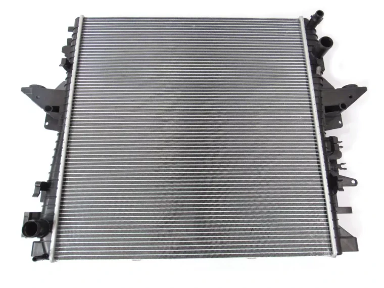 Radiator LR015560 By Nissens, For Land Rover LR4 And Range Rover Sport, 5.0L And 3.0L Supercharged Engines (See Fitment Years)