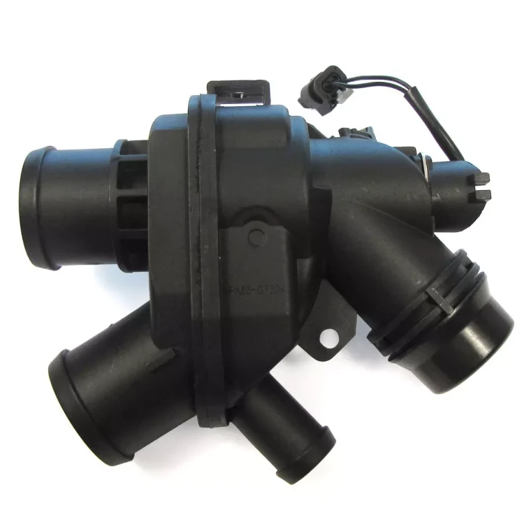 Engine Thermostat LR117568 For Land Rover Discovery 5 Supercharged, Range Rover Full Size V6 3.0L Supercharged, And Range Rover Sport V6 3.0L Supercharged (See Fitment Years)