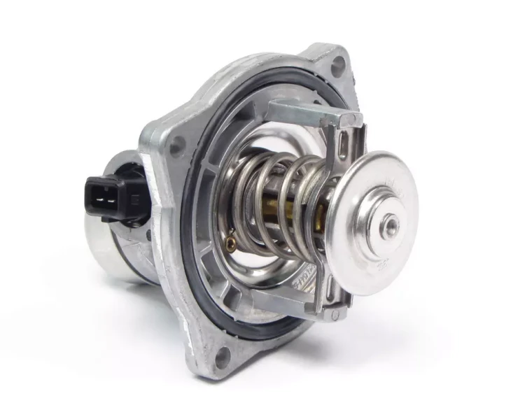 Engine Thermostat PEL000060, Original Equipment, For Range Rover Full Size L322, 2003 - 2005