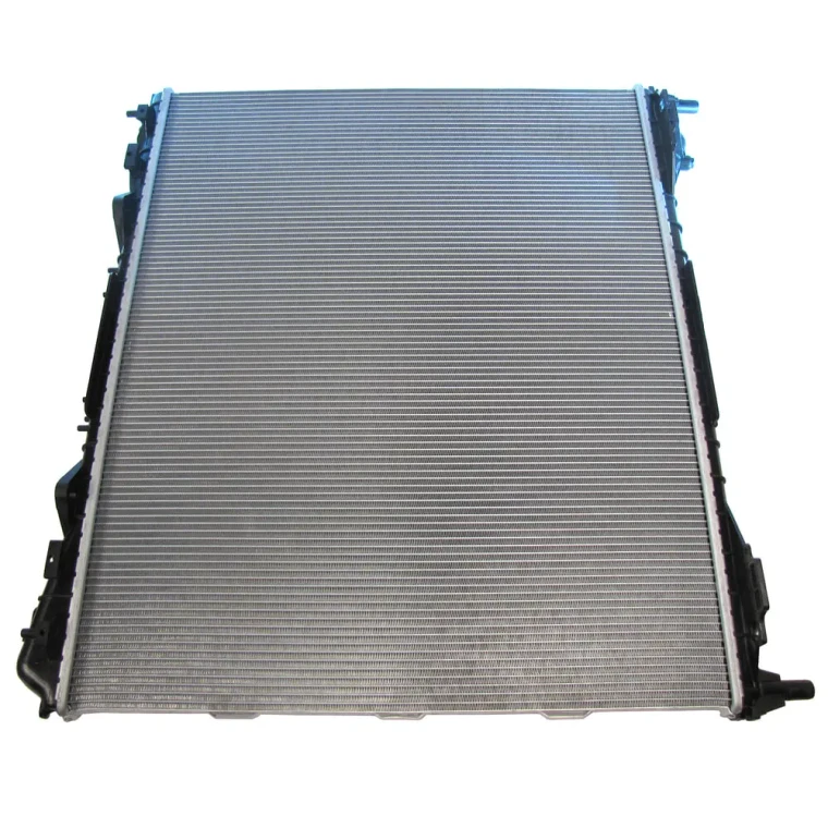 Radiator LR162110 For Land Rover Discovery 5, Land Rover Defender 90, 110, And 130 New Generation, Range Rover Full Size, And Range Rover Sport (See Fitment Years)
