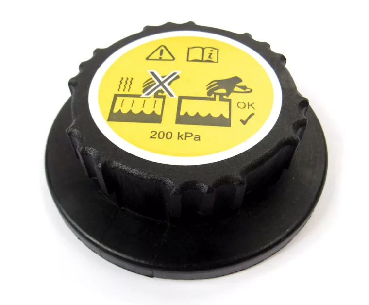 Expansion Tank Cap LR010965 For Land Rover LR4, Discovery 5, Range Rover Sport, Range Rover Full Size, And Range Rover Velar (See Fitment Years)
