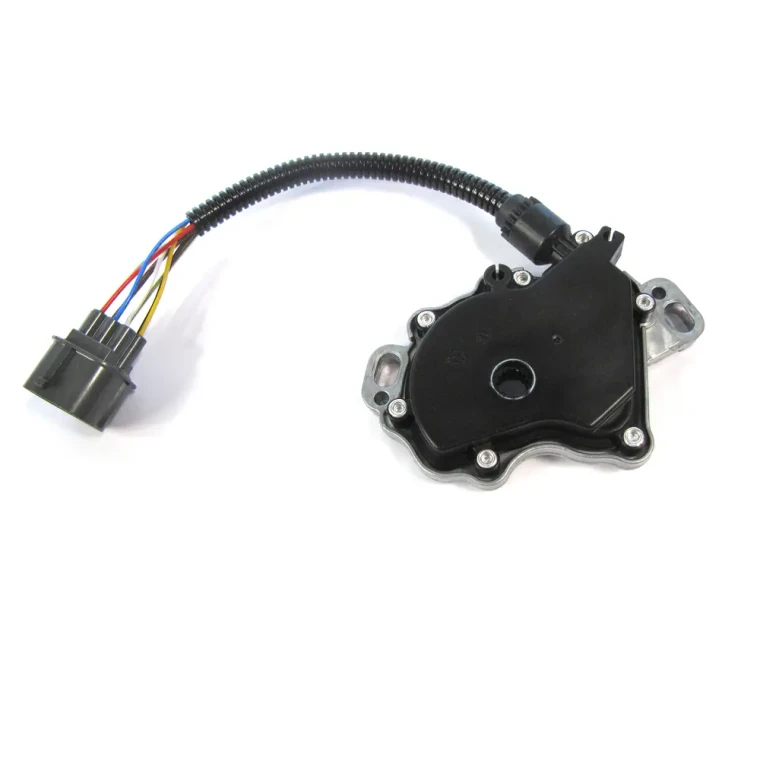 XYZ Transmission Neutral Position Safety Switch UHB100190 For Land Rover Discovery Series II, 1999 - 2004