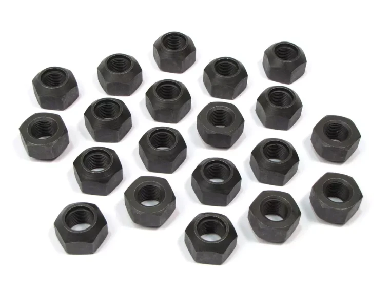 Lug Nut Kit For Steel Wheels, RRD500010 Metric Set Of 20, For Land Rover Discovery I, Defender 90 And 110, Series 3, And Range Rover Classic