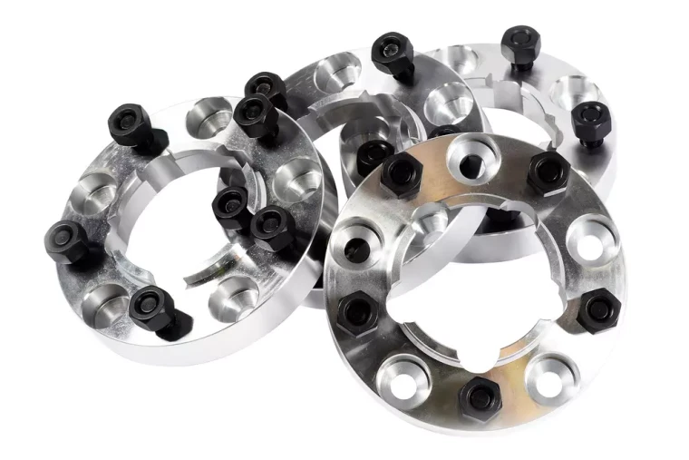 Terrafirma Wheel Spacers, Silver Alloy 30MM, Set Of 4, For Land Rover Discovery I, Defender 90, And Range Rover Classic (See Fitment Years)