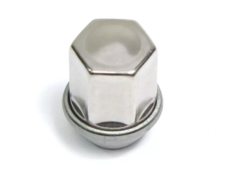 Genuine Lug Nut LR001381 For Land Rover LR2 And Range Rover Evoque 5-Door