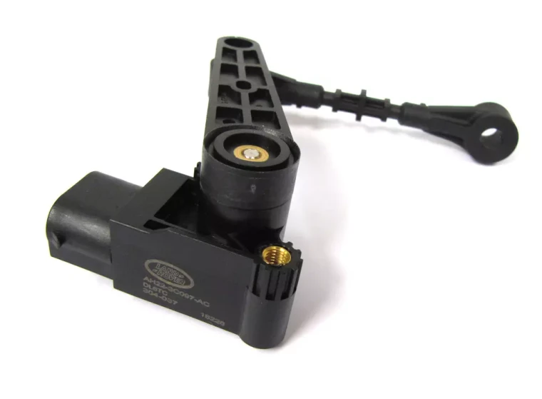 Genuine Front Air Suspension Ride Height Sensor LR023646 For Land Rover LR4, 2010 - 2016