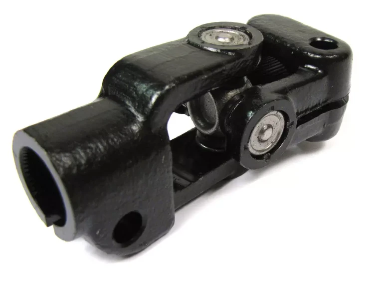 U-Joint Linkage On Steering Shaft NRC7387, Upper Or Lower Depending On Vehicle, For Land Rover Defender 90 And 110, And Range Rover Classic (See Fitment Years And Notes)