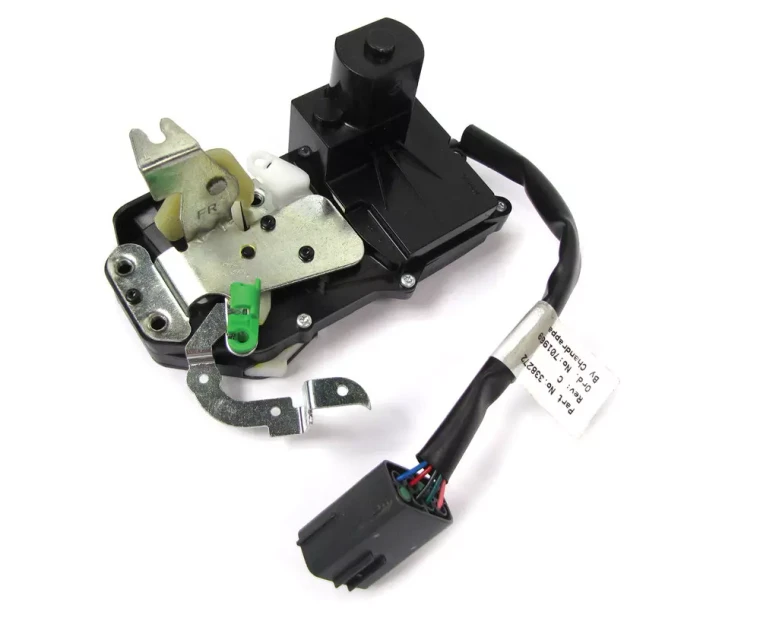 Genuine Door Latch FQJ103280, Right Front, For Range Rover P38, 2000-2002