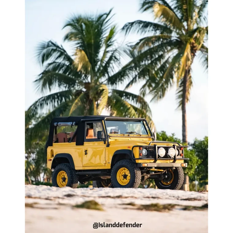 NAS (North American Specification) Full Hood, Black With Windows, Belt Rail And Tailgate Kit For Land Rover Defender 90 (See Fitment Years)