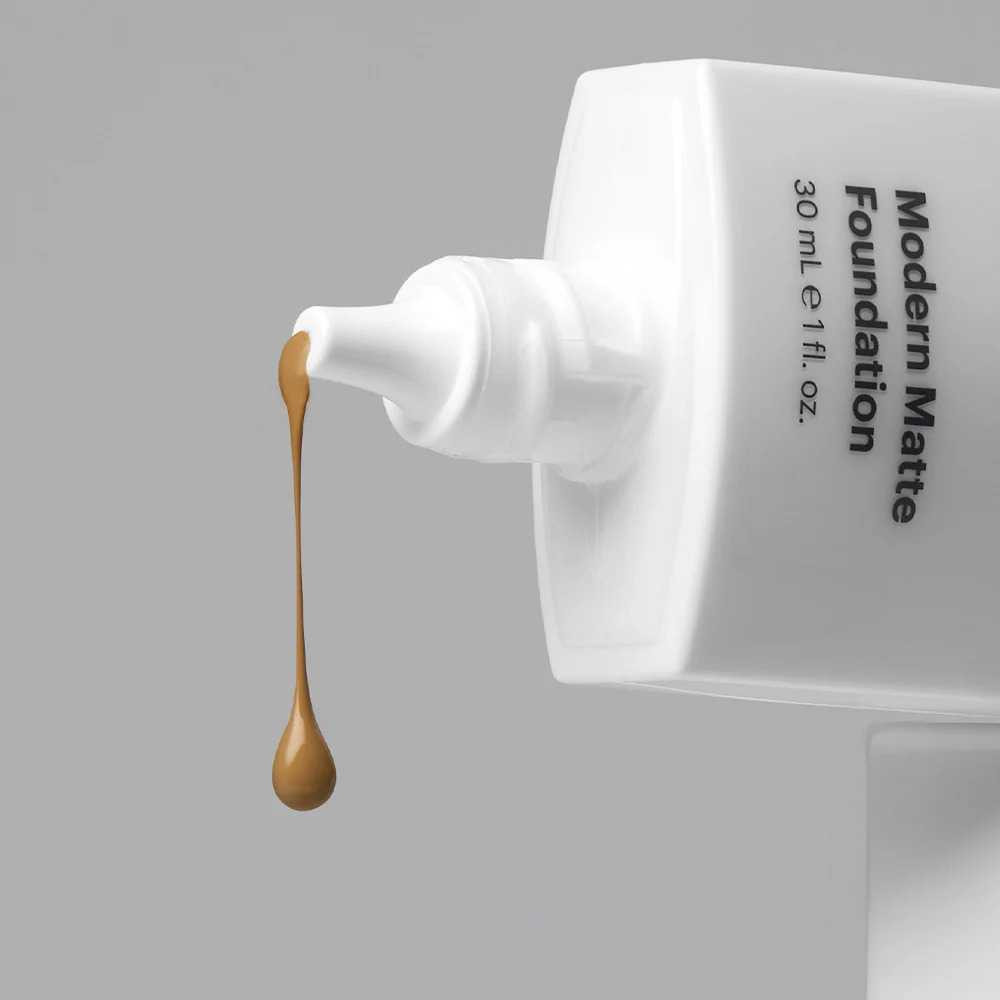 glo Skin Beauty Modern Matte Foundation GSB-MMF 60