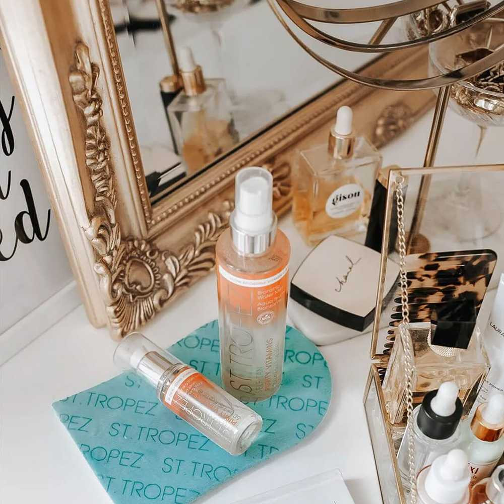 St Tropez Dual Sided Luxe Velvet Tanning Applicator Mitt STP38256 BeautifiedYou.com