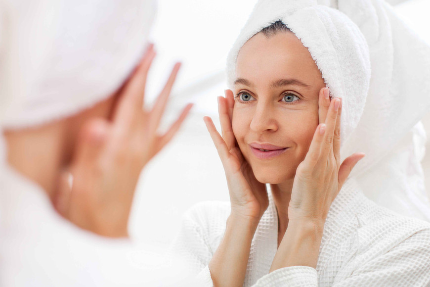  The Ultimate Guide to Anti-Aging Skincare: Ingredients, Routines & Product Picks