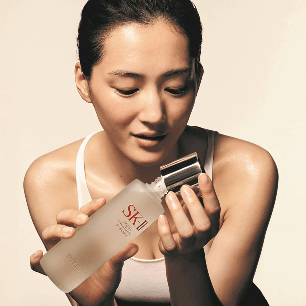 essence-3__00381.1698172993.