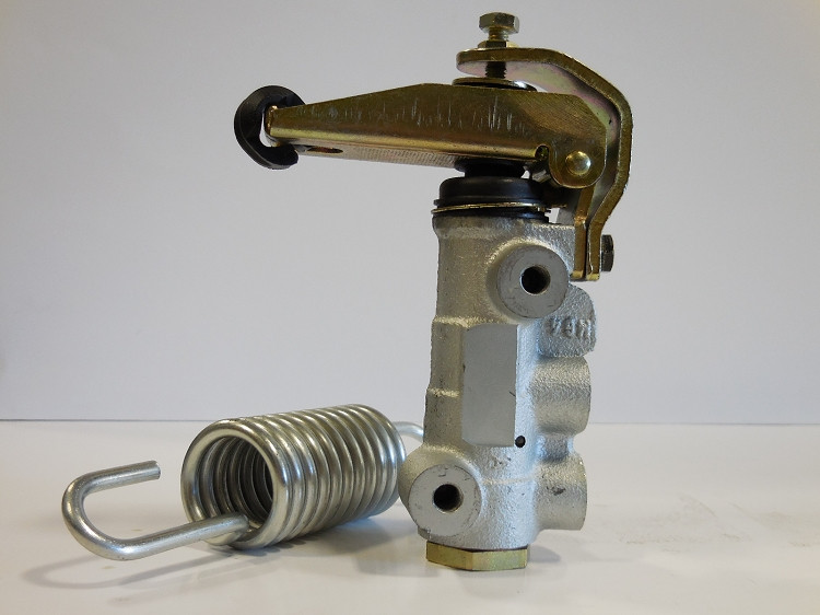 Brake Pressure Regulator0014317812